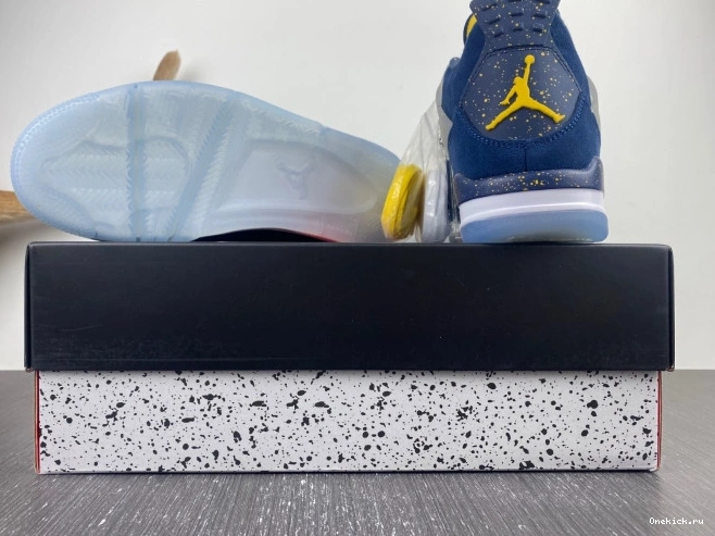 One Kick Michigan 4 Retro Jordan (PE) Air AJ4-1036660 0728